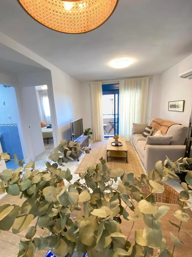 Sky Sea Holidays Parque De Huelin Apartment Malaga