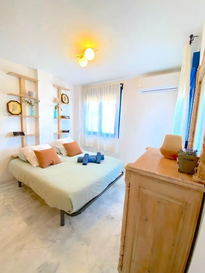 Sky Sea Holidays Parque De Huelin Apartment Malaga Spain