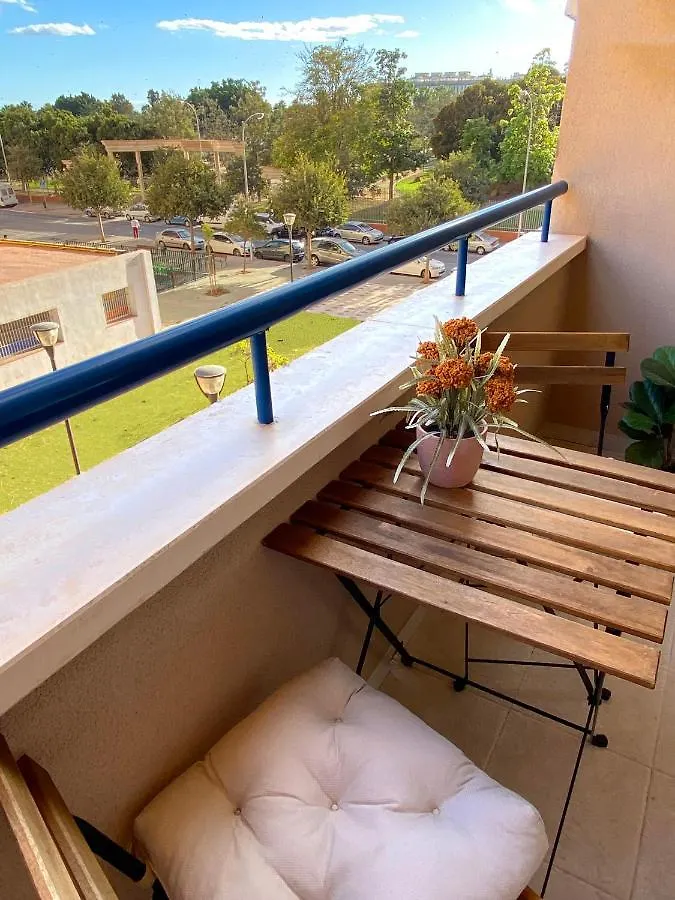 Sky Sea Holidays Parque De Huelin Apartment Malaga